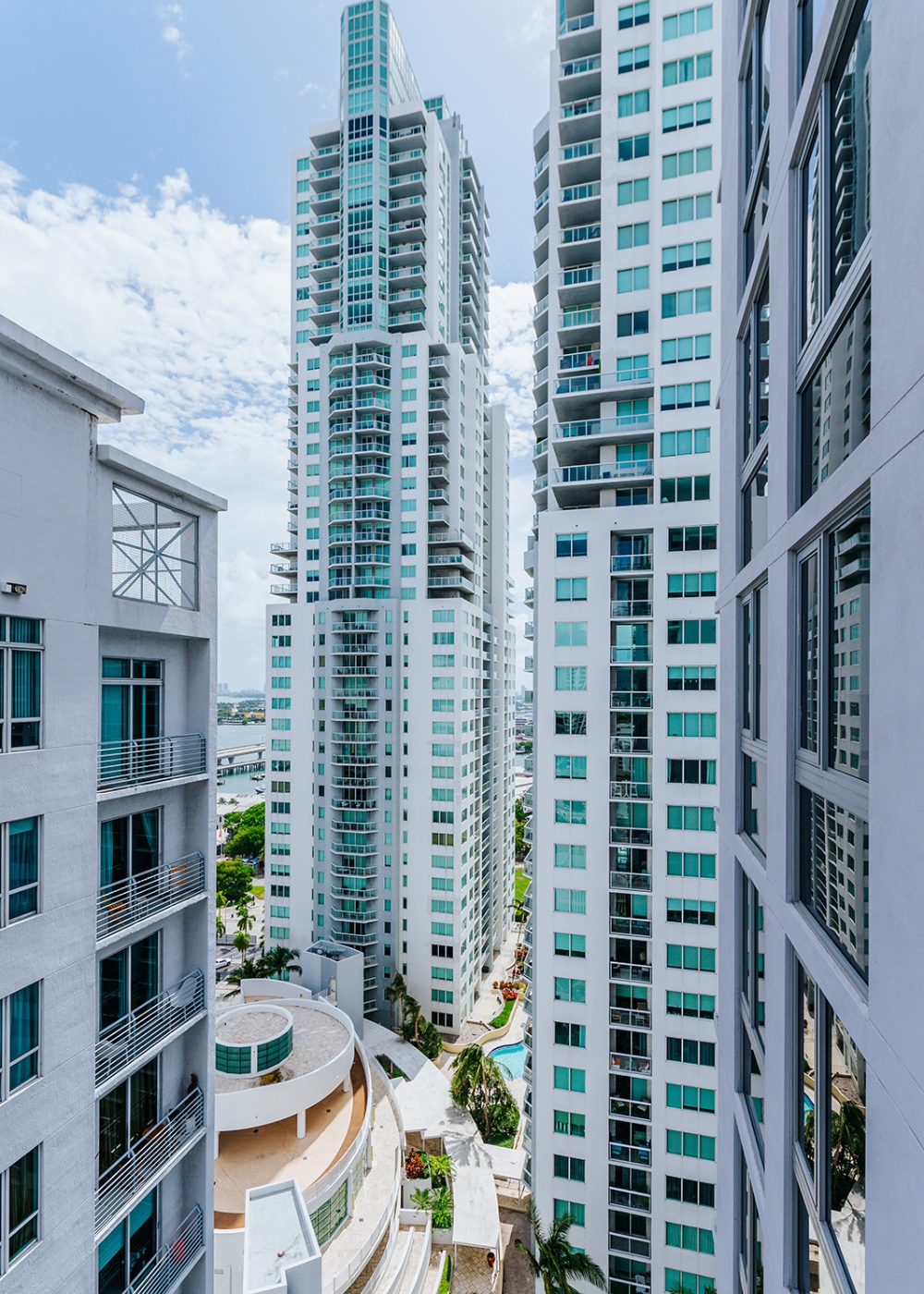 Spectacular Waterfront & City Views in a Prime Downtown Location